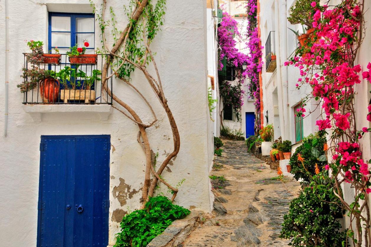 Blau Apartamento Frente A Los Canales Y Las Puestas De Sol De Roses Esterno foto
