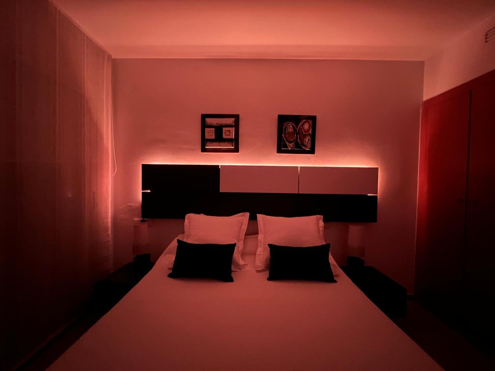 Blau Apartamento Frente A Los Canales Y Las Puestas De Sol De Roses Esterno foto